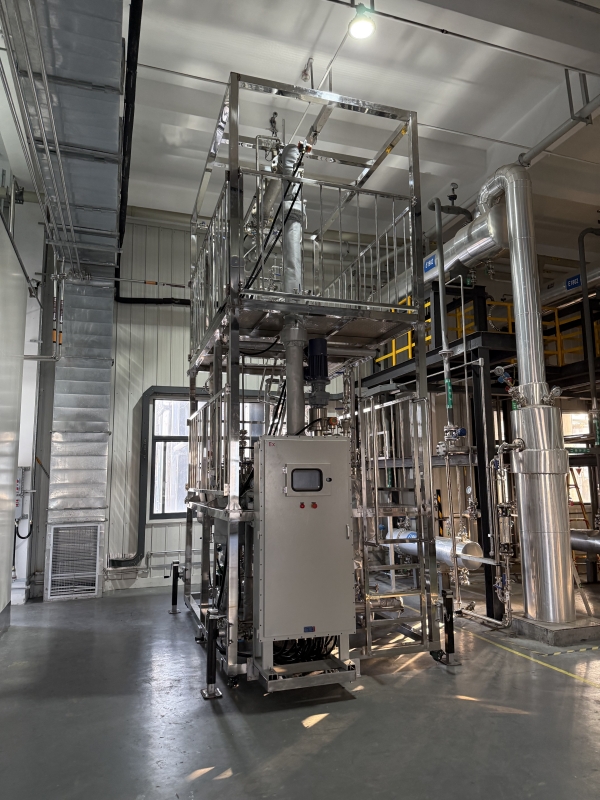 杂醇精馏分离设备